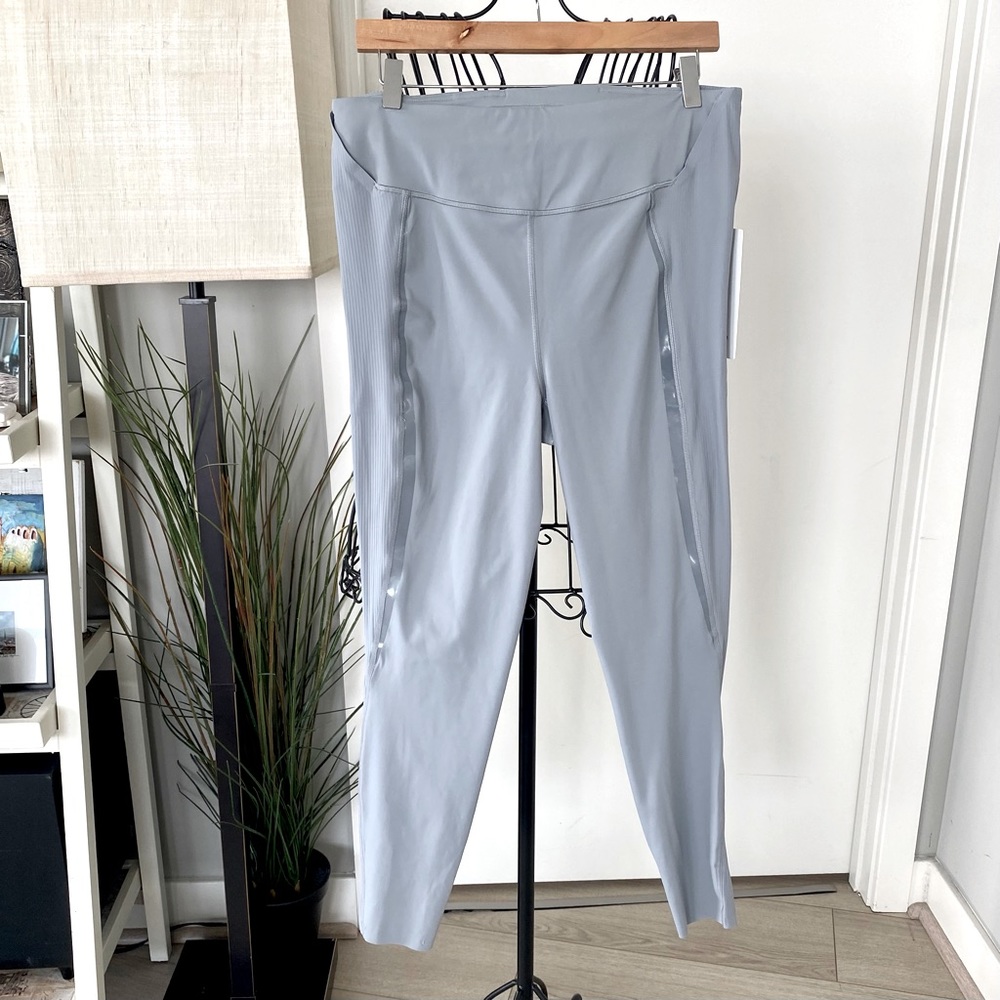 NWT Lululemon Gray Gloss Trim Super High-Rise Running Tight